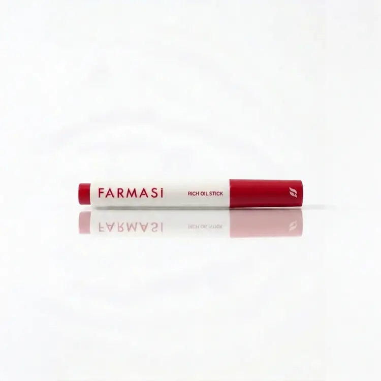 image of Rich Lip Oil Stick - Red Flag Gl